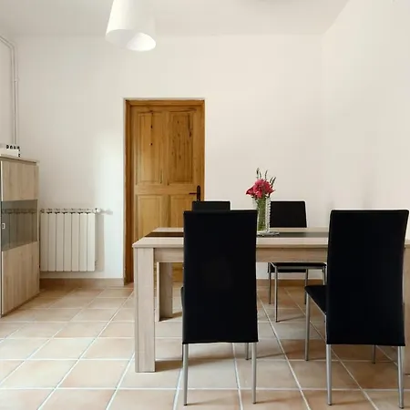 Le Cabanon Des Micocouliers Apartment *