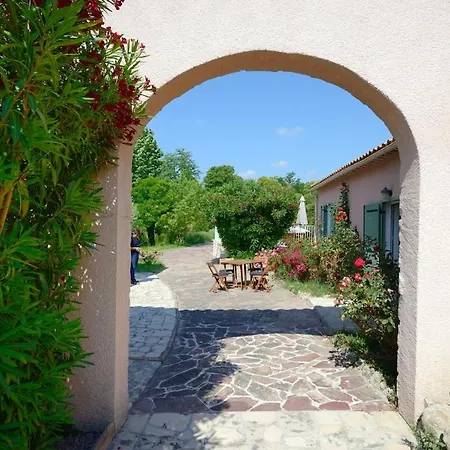 Le Cabanon Des Micocouliers Apartment Manosque